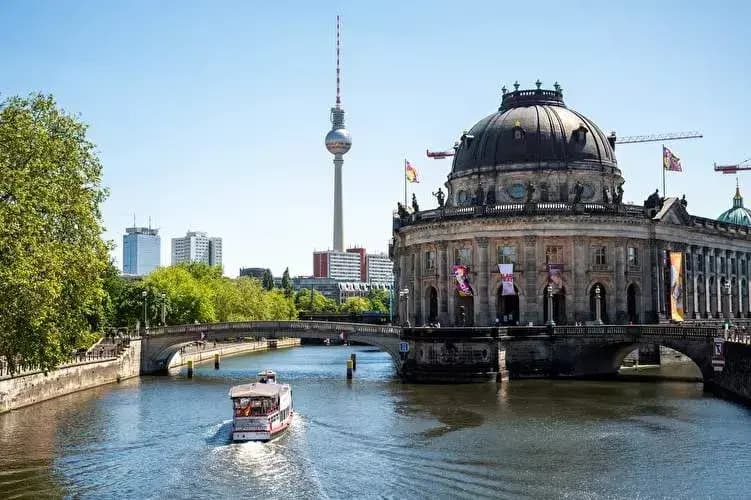 Museum Island in One Day: The Visiting Order That Works